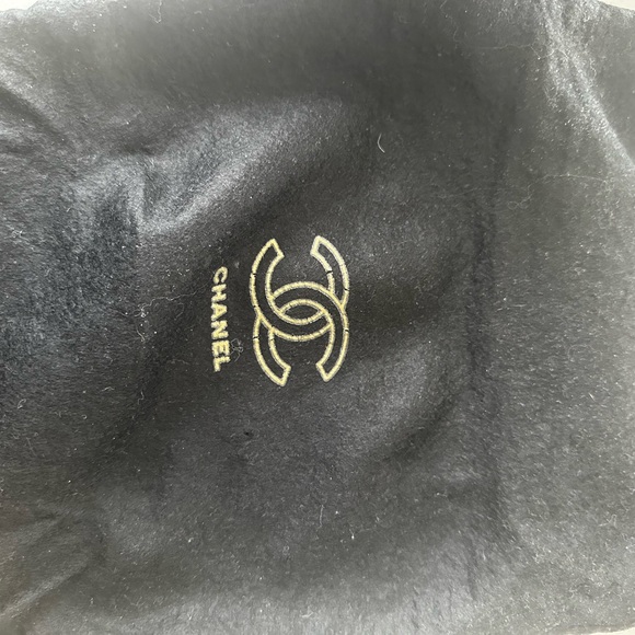 Chanel Black Patent Vanity 4 series 1997 - Picture 15 of 16